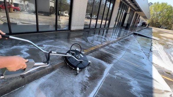 Professional pressure washing service cleaning houses and driveways in Northern Michigan